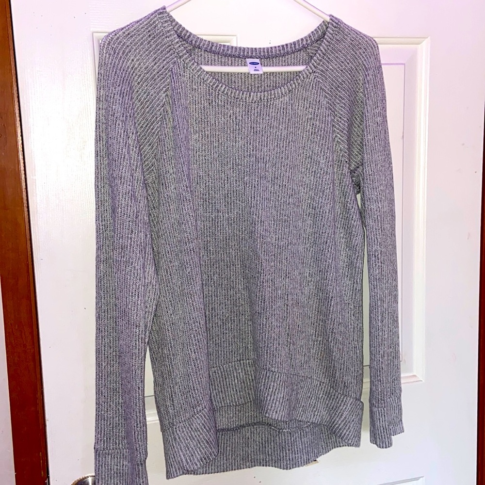5/$25😊 old navy sweater